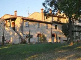 La Collina Tuscan stone cottage