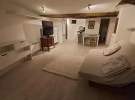 Appartement moderne à Gréolières, 26 m², vue saisissante