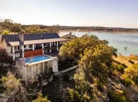 Serenity Point on Canyon Lake-Lakefront-Pool-Fire Pit-Pool Table