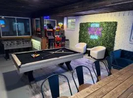Family Paradise Playhouse includes Pool and Gameroom