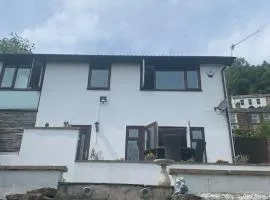 Mountain View - 3 Bedroom home