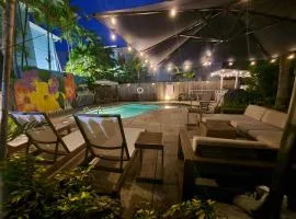 Three Duval Street Suites w parking and pool