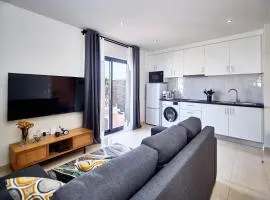 Cam's Suites
