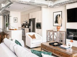 3198 Bright & Breezy at RiNo Art Lofts, Hotel in Denver