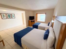 Ocean-view condo with exclusive amenities!, condo din Puerto Vallarta