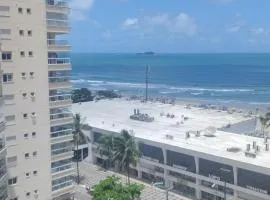 Apto Pitangueiras Pé na Areia e Vista do Mar