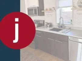 DWELL in Alaska "BIGGER" Unit j