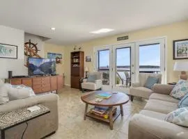 The Haven - Waterfront with private dock!