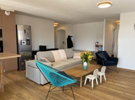 Port Frejus, 150 m de la plage, tres rare a la loc โรงแรมในเฟรฌูส