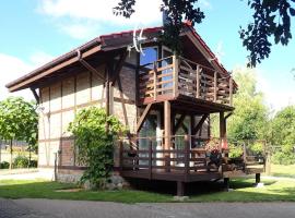 Holiday Home in Kolczewo with Lake Access, Hotel in Kołczewo