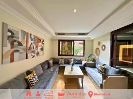 Exclusive Luxury Stay with Pool, Jacuzzi and Service