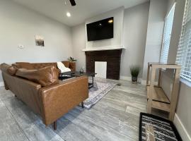 Urban Retreat 2BR Near Downtown, hotel v destinaci Columbus