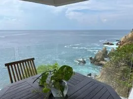 Acapulco, gro Junto al mar