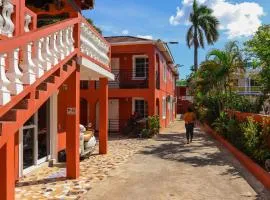 Paradise On The Rocks Hotel