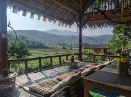 Nakhoun café and farmstay