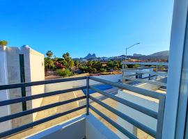 Condominio CB, hotel a San Carlos