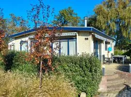 Gorgeous Home In Heinkenszand With Wifi