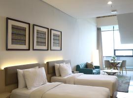 Skysuites Residence, aparthotel v destinaci Kedungbaruk