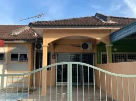 Teratak Bonda Homestay Seri Iskandar