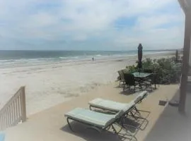 Sea Breeze W007 Wonderful Beachfront Oceanfront property for the whole family 1897