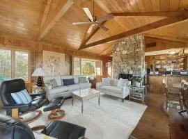 Seacoast Sanctuary Warm and inviting cottage with uninterrupted oceanfront 1914