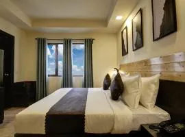 Saltstayz Select - Nehru Place & New Friends Colony