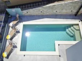 Holiday Home Maslenica with Private Pool