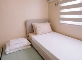 The Sleek Chic Hideaway