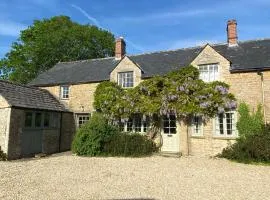 Little Lemhill Farm Cottage