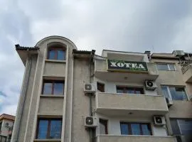Семеен хотел ПРОЛЕТ