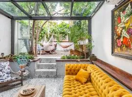 House of Soul & Triplex with a Winter Garden