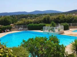 F2 apartment in residence with swimming pool
