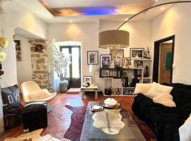 Superbe maison de charme vue mer, hôtel à Corbara