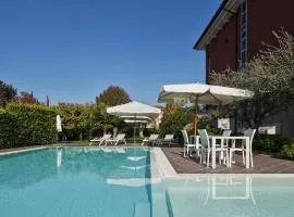 Vialeromadodici Rooms & Apartments