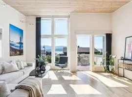 Moderne rekkehus nært Ålesund