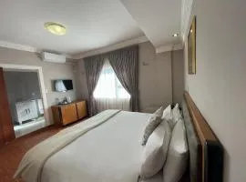 Ngwenya Hotel & Conference Centre