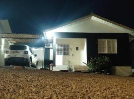 Hospede-se aqui! Casa Inteira em Santa Clara do Sul, hotel a Santa Clara do Sul