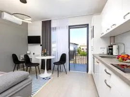 Luxury Studio Rim Tim