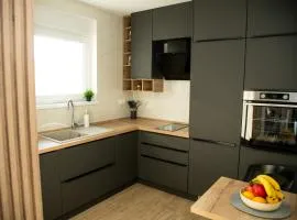 Apartment April