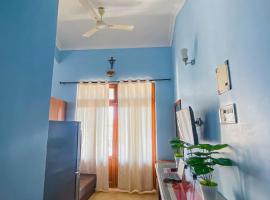 Colva beach 5 mins away, Rich Nest jacuzzi Studio Apt South goa, hotel v destinaci Colva
