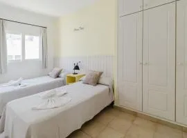 Apartamentos Timon - Emar Hotels