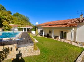 Casa Bianca, hotel in Caldas da Rainha