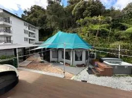 Private Glamping Tent and Jacuzzi in Brinchang