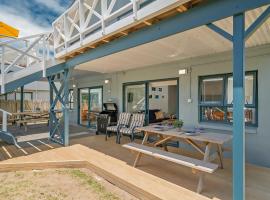 Captains Bach at Cooks - Downstairs Holiday Unit, hotel v destinaci Cooks Beach