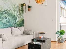 Oscar's City Apartment