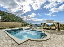 Elegant Villa in Dubravka with Private Pool