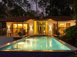 Tealawn Pool Villa, Munnar