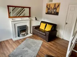 Cosy Contractors Retreat in Batley - sleeps 3