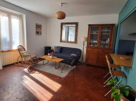La Bycoque, maison 2 chambres au calme, ξενοδοχείο σε Thomery