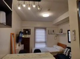 Studio 7 Condominium